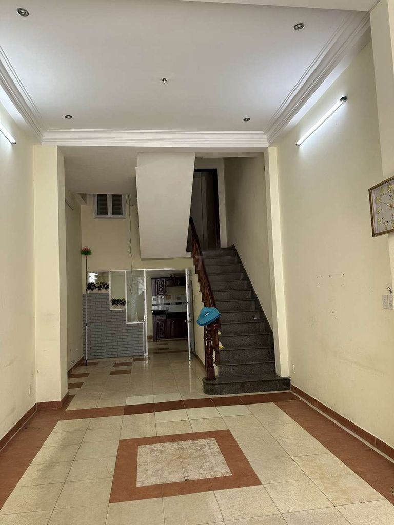 Cho thuê Nguyên căn mặt tiền  Bửu Long,P.15,Q.10.
